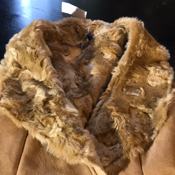 NWT Women’s Small Plush Soft Tan Coat ❤️ - Picture 3 of 8